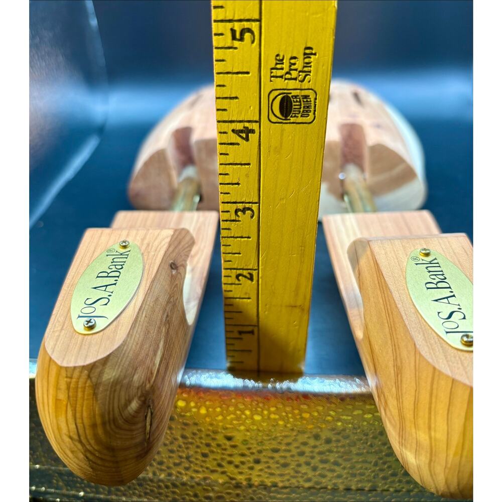 Jos. A. Bank Shoe Tree Size XL Cedar Wood Slit-Toe One Pair - Picture 5 of 6